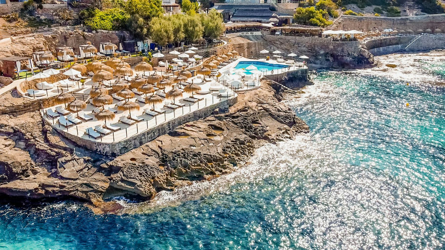 Gran Folies Beach Club , a bar in Mallorca, Spain