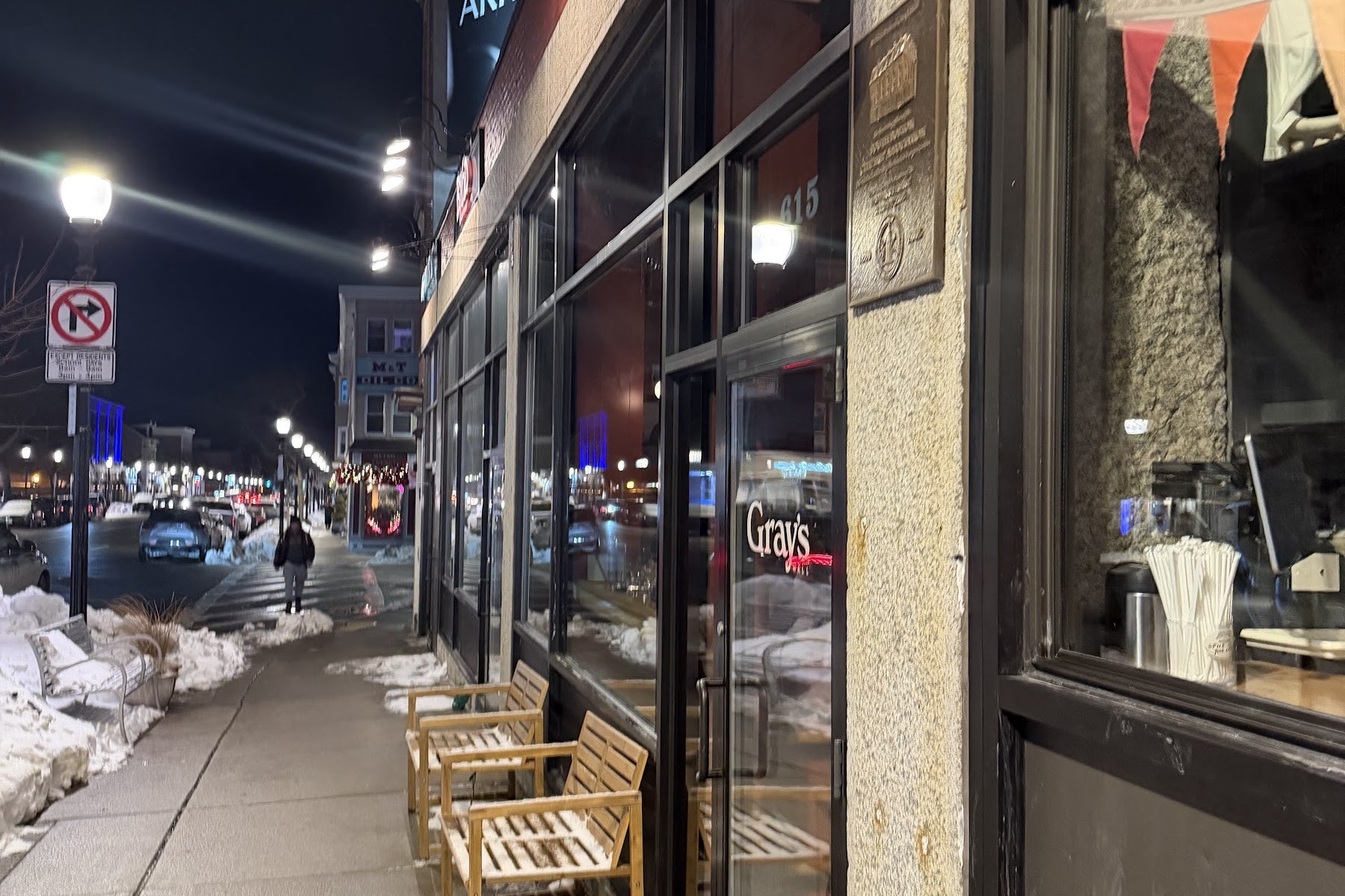 Gray's Hall, a bar in Boston, USA — photo 4