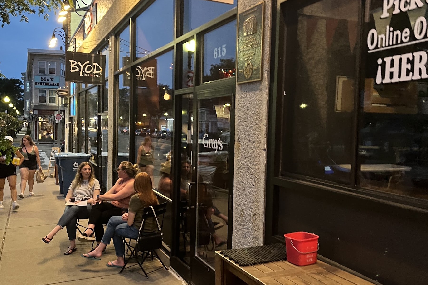 Gray's Hall, a bar in Boston, USA — photo 2