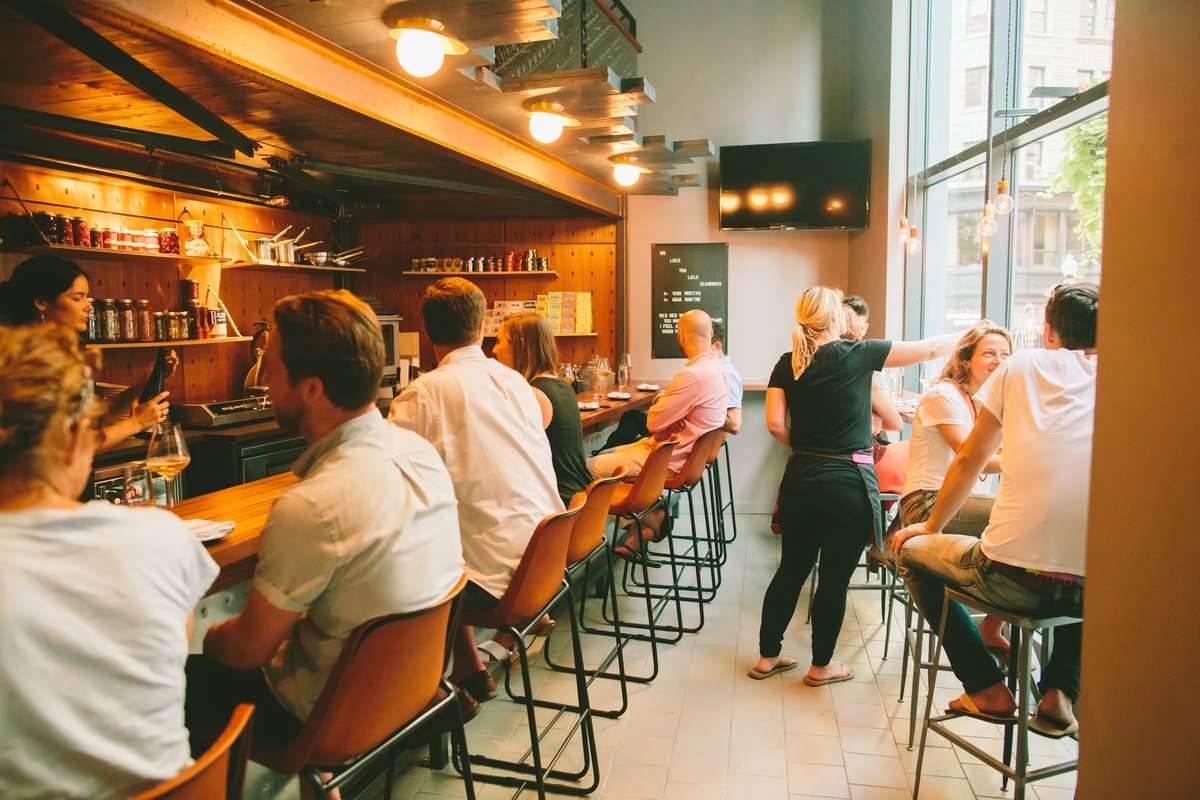 haley.henry, a bar in Boston, USA — photo 1