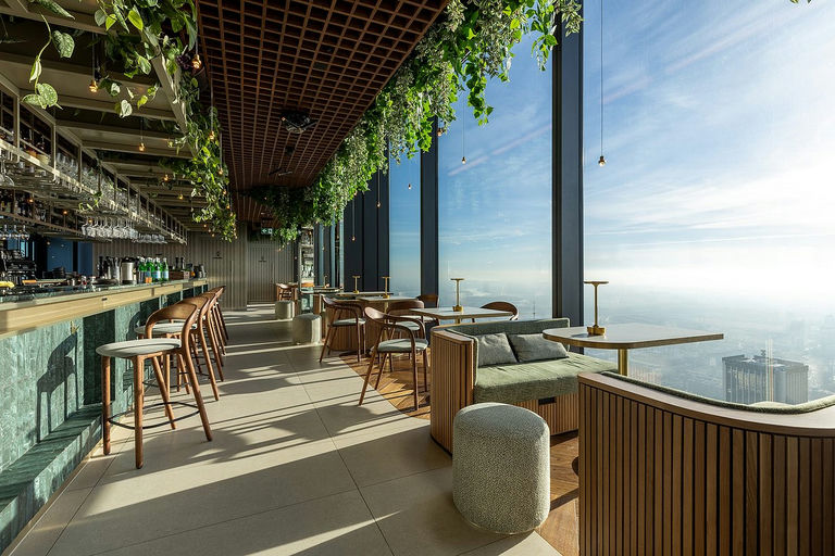 HighGarden Lounge, a lounge in Warsaw, Poland