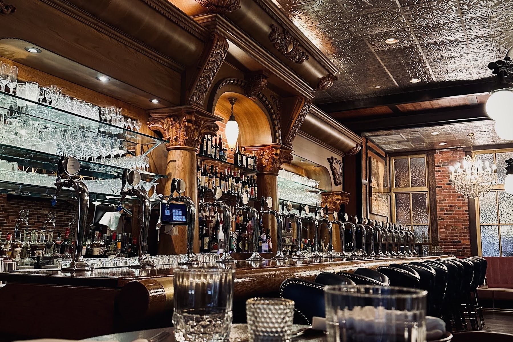 Hobgoblin, a bar in Boston, USA — photo 5
