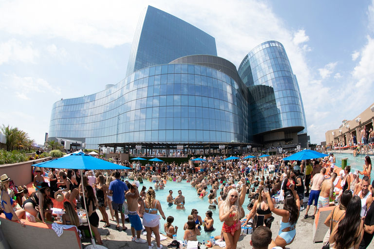 HQ2 Beachclub, a night club in Atlantic City, USA