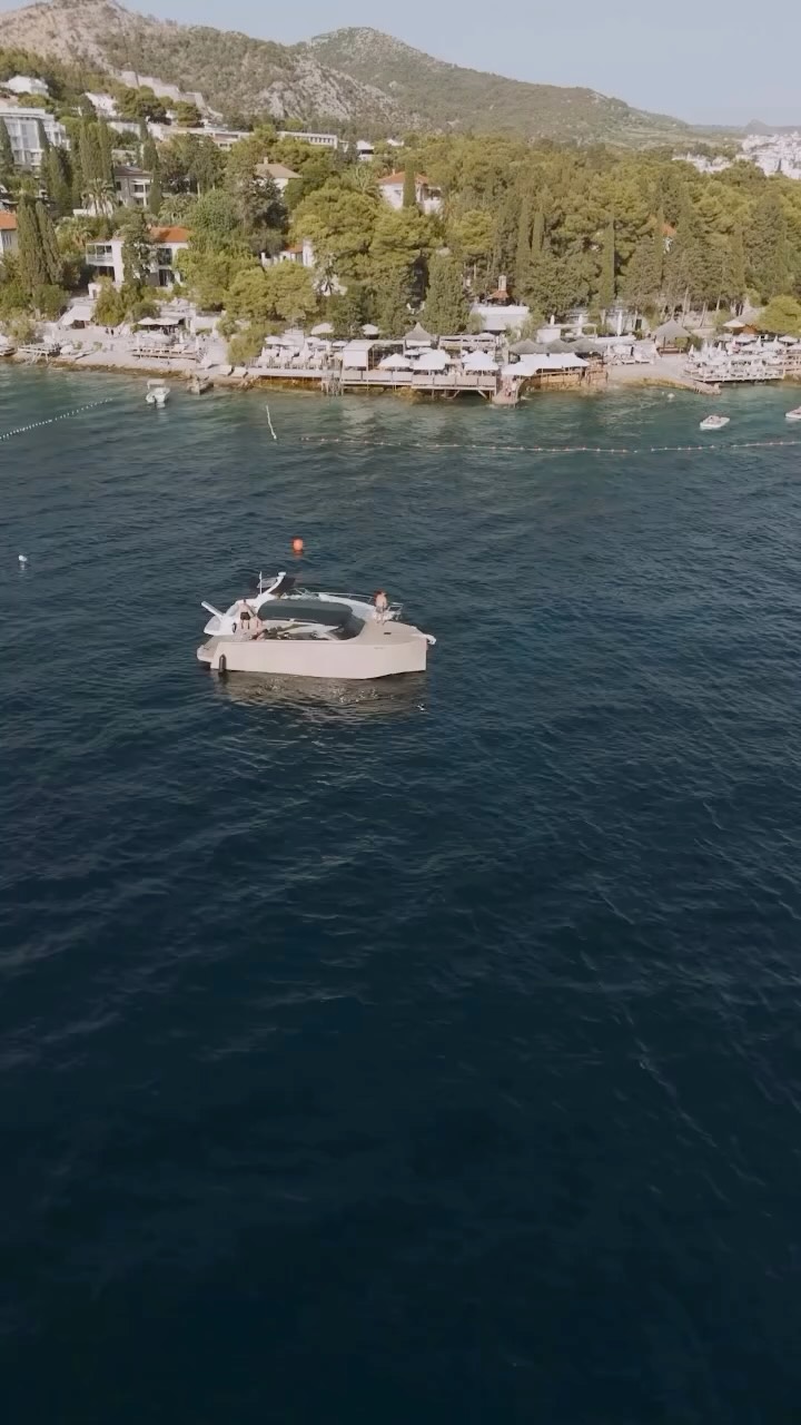 Video 1 from Hula Hula