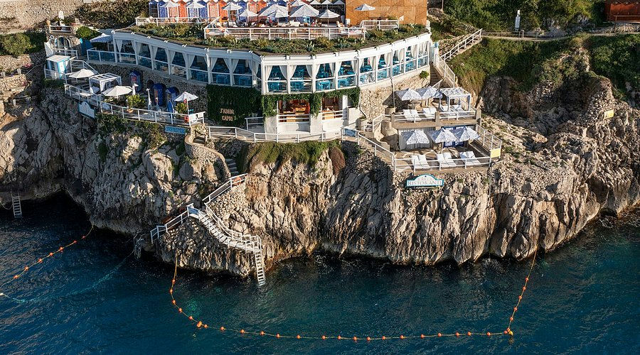Il Riccio Lounge Bar, a beach club in Capri, Italy