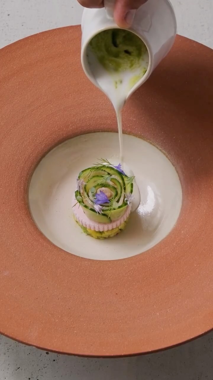 Video 6 from Indienne