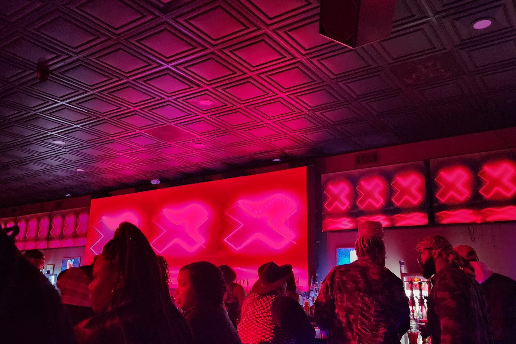 Infinity Live, a lounge in Charlotte, USA — photo 2