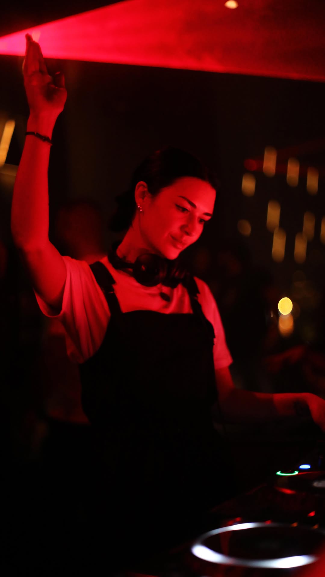 Video 4 from Iris Beirut