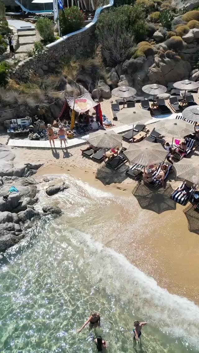 Video 5 from JackieO' Beach Bar