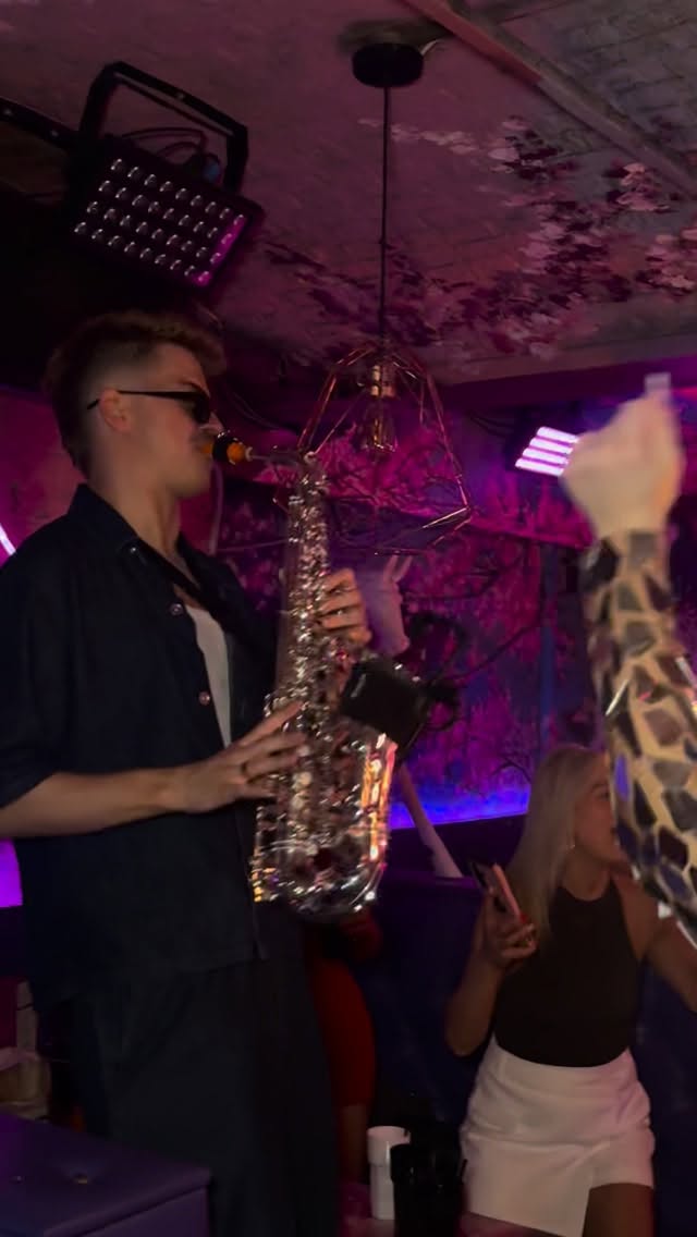 Video 1 from Jaloux
