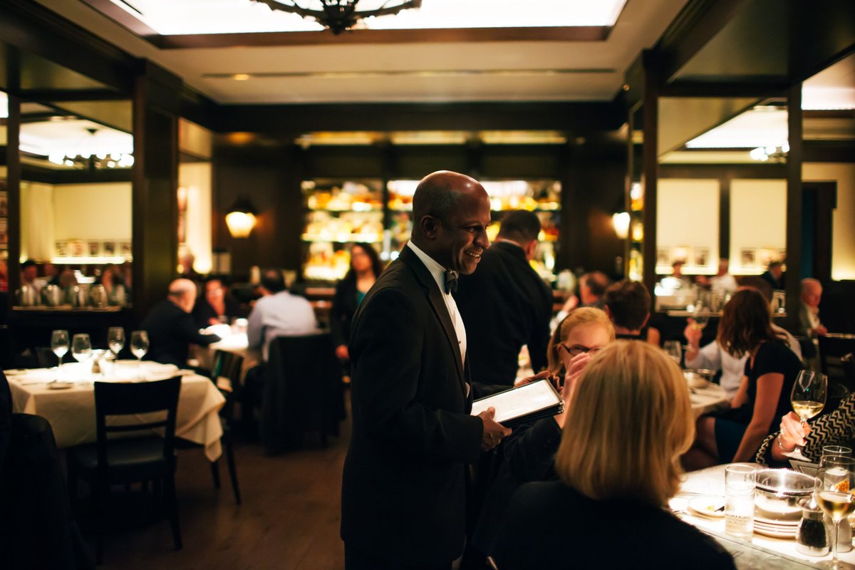 Joe's Seafood, Prime Steak & Stone Crab, a restaurant in Washington, D.C., USA — photo 1