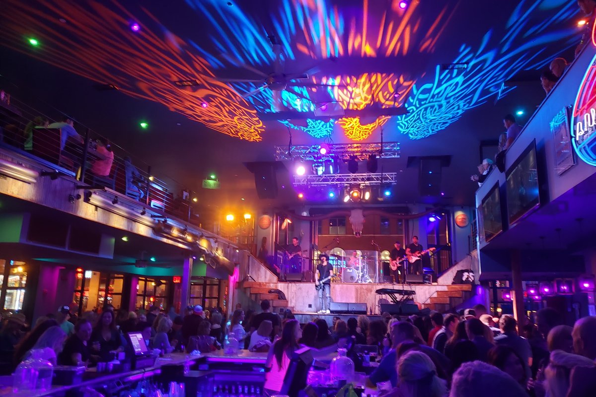 Kid Rock's Big Ass Honky Tonk Rock N' Roll Steakhouse, a bar in Nashville, USA — photo 2