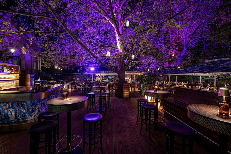 Kleinod, a bar in Vienna, Austria
