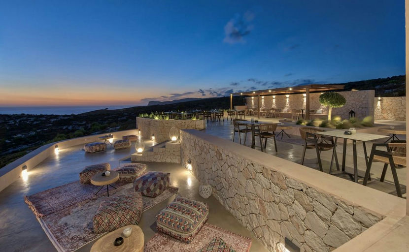 L'ete Sunset Bar, a bar in Zakynthos, Greece