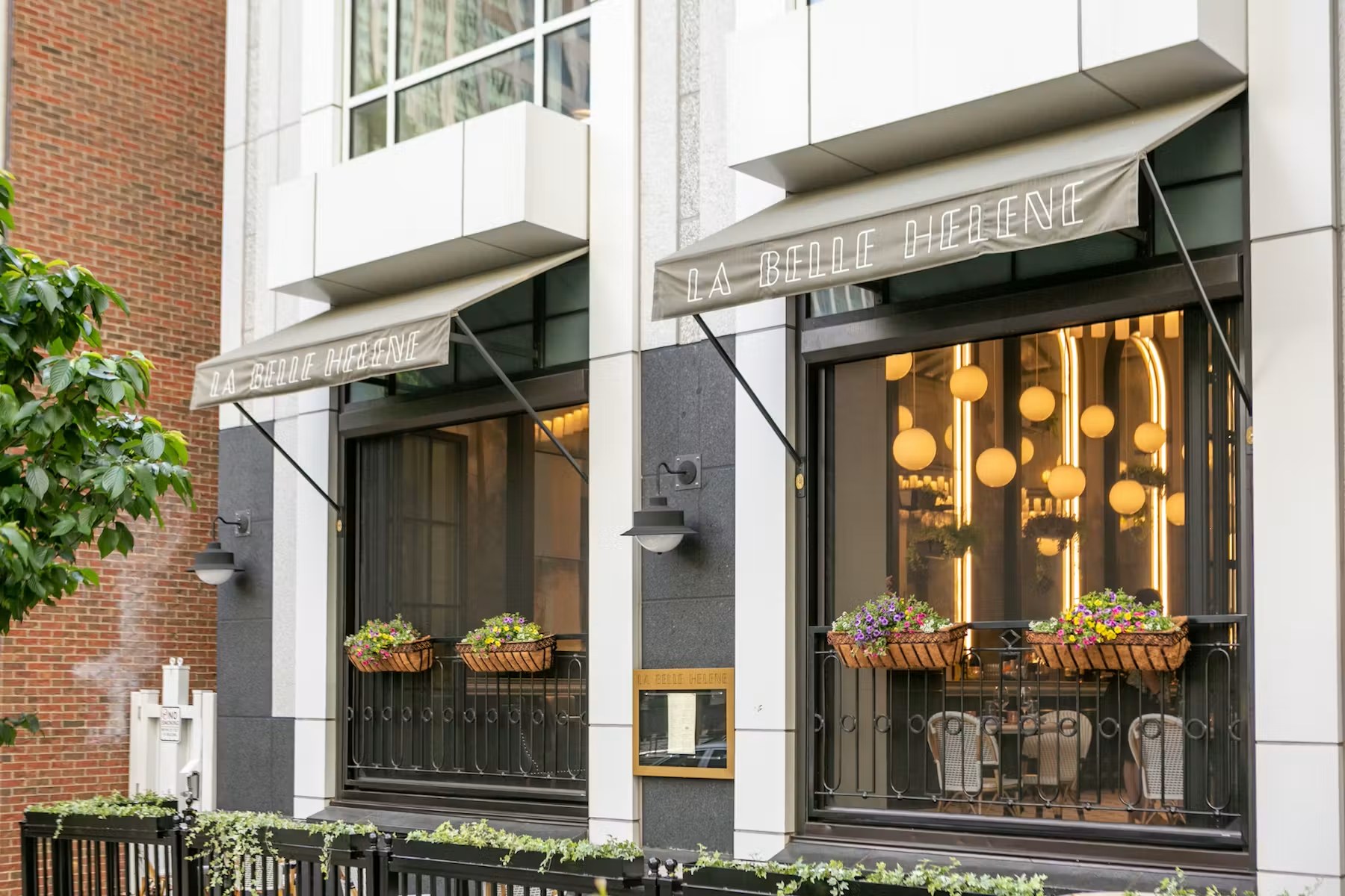 La Belle Hélène, a restaurant in Charlotte, USA — photo 5
