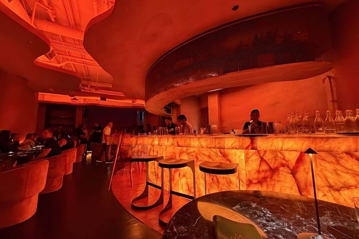 La Cueva, a lounge in Atlanta, USA — photo 1