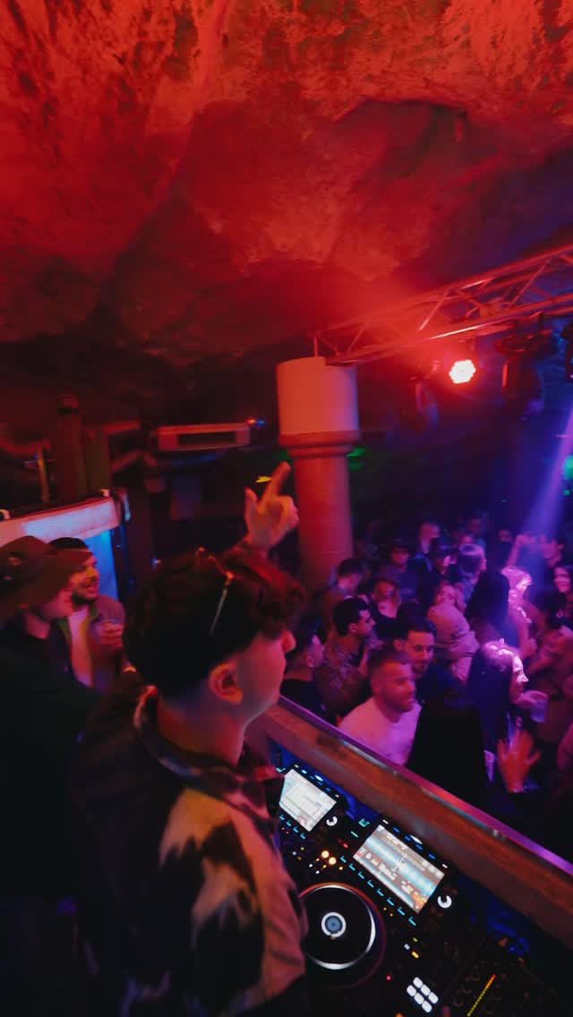Video 2 from La Grotta 