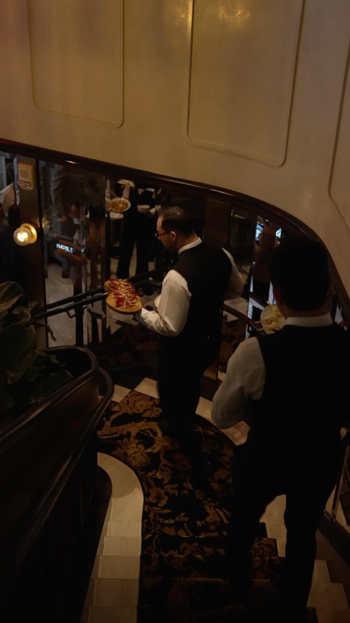 Video 2 from La Padrona