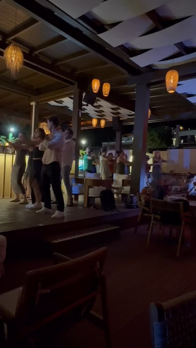Video 4 from La Siesta Beach Bar