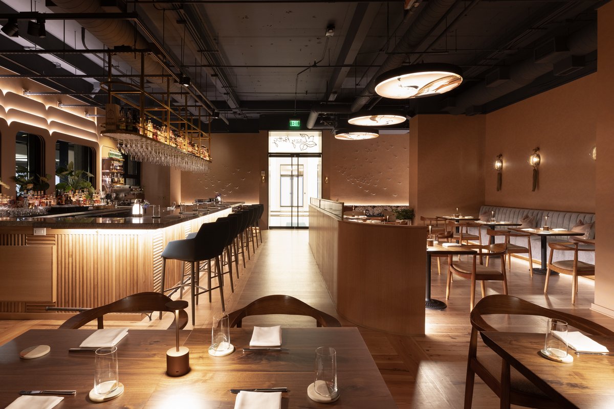 Lazy Betty, a restaurant in Atlanta, USA — photo 1