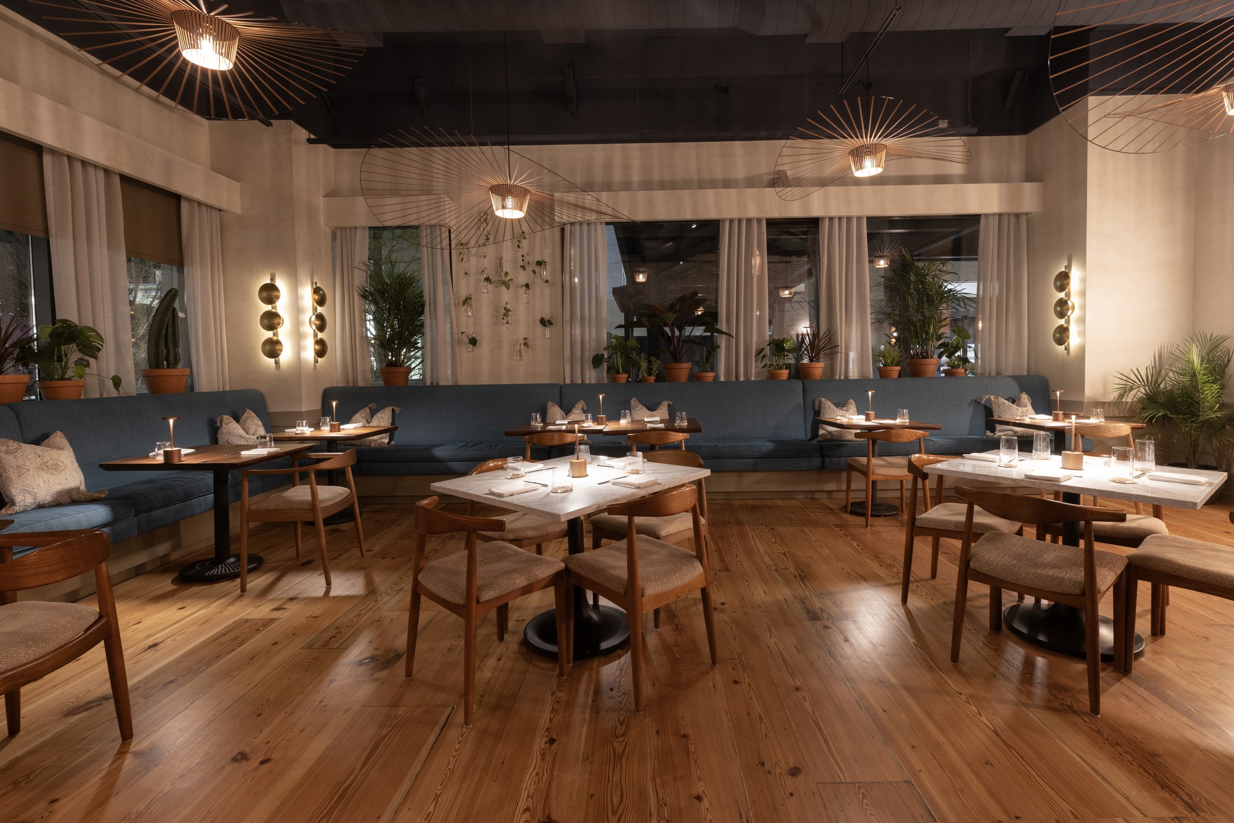 Lazy Betty, a restaurant in Atlanta, USA — photo 2