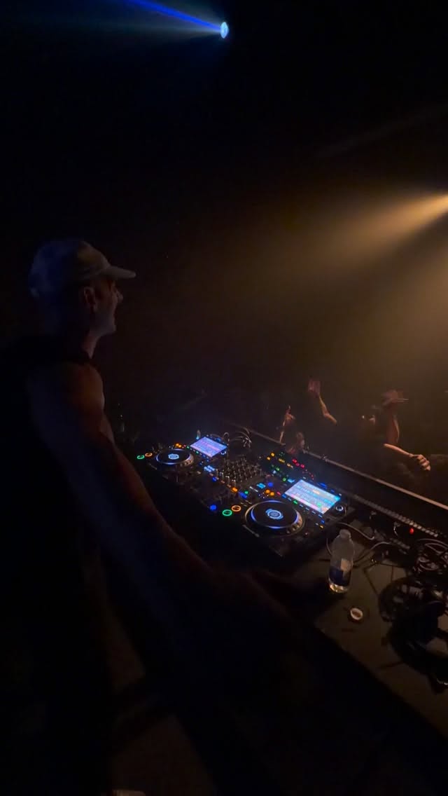 Video 8 from Le Belmont