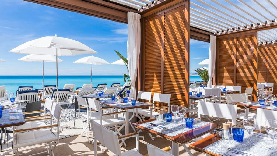Le Galet, a beach club in Nice, France