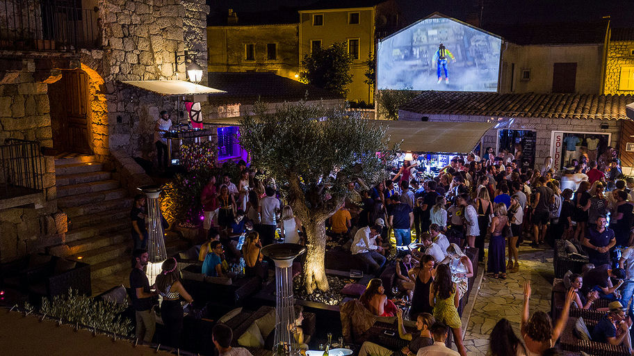 Le Patio, a restaurant in Corsica, France