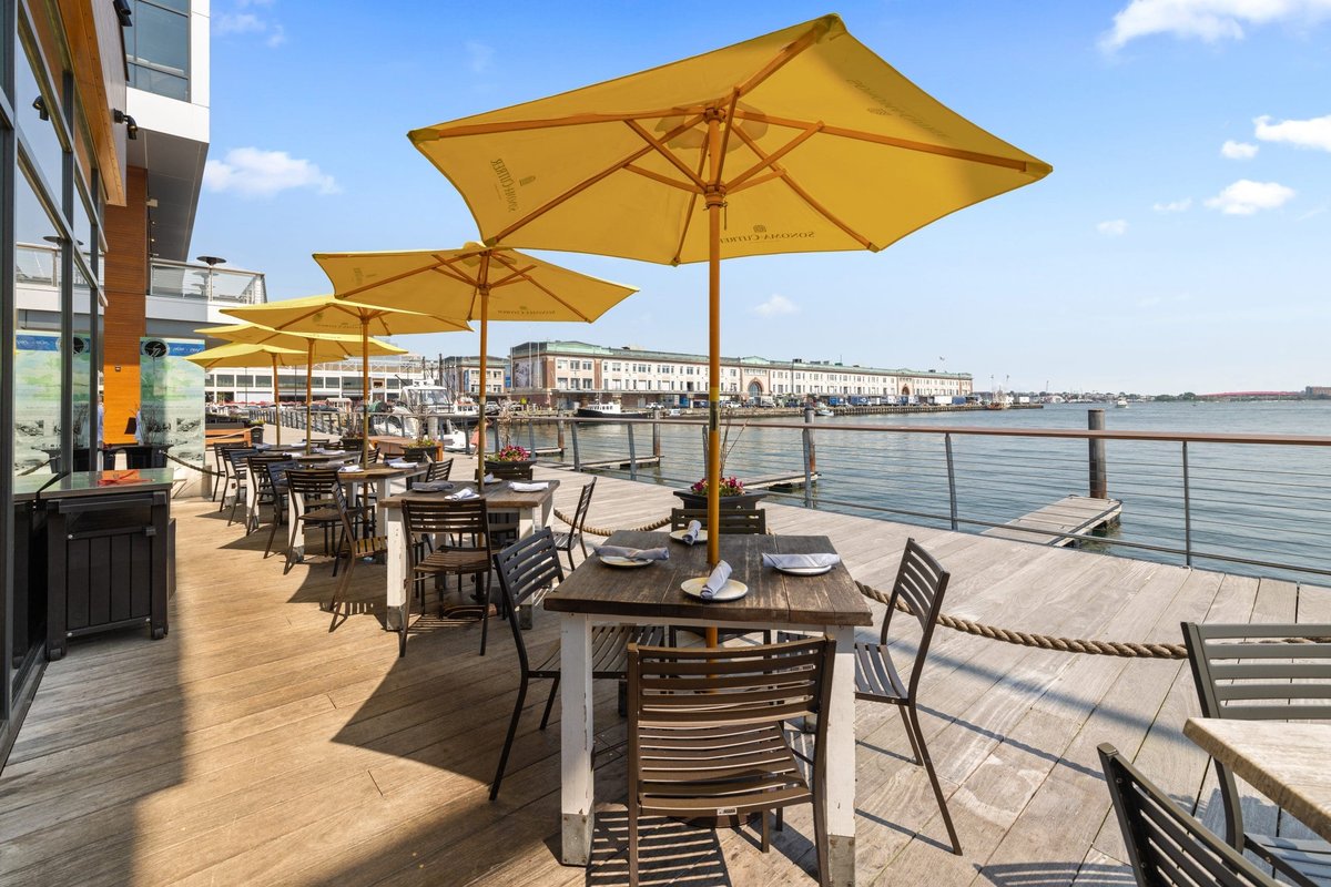 Legal Harborside, a restaurant in Boston, USA — photo 1