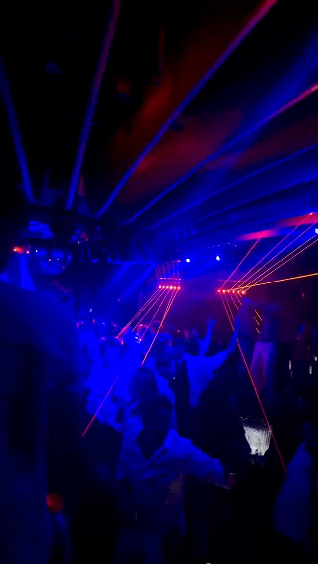 Video 3 from Les Caves du Roy