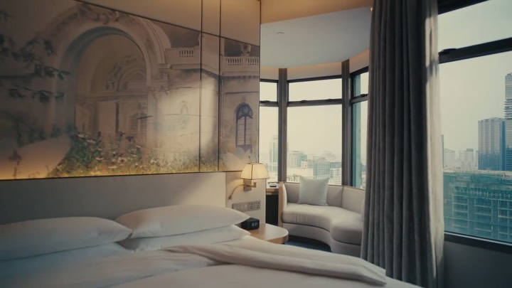 Video 2 from Level 23 Wine Var at The Sheraton