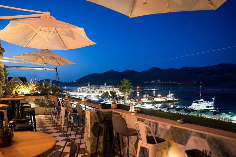 Loft Cocktail Bar, a bar in Kefalonia, Greece