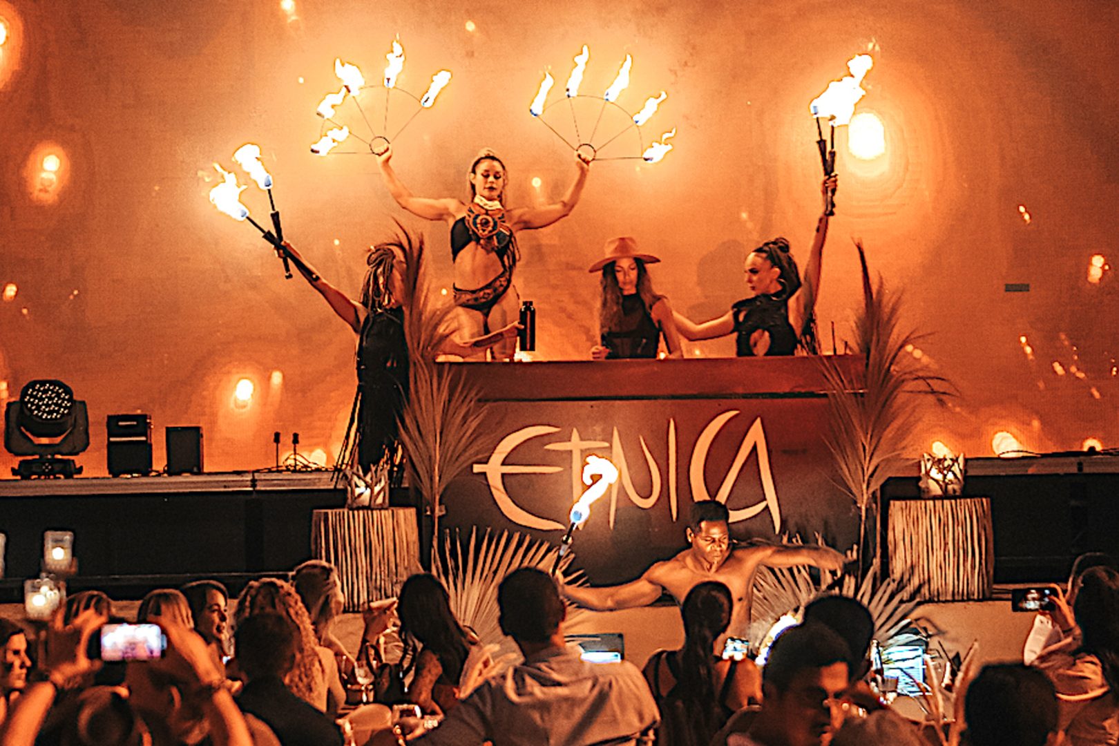 LOV, a restaurant in Marbella, Spain — photo 3