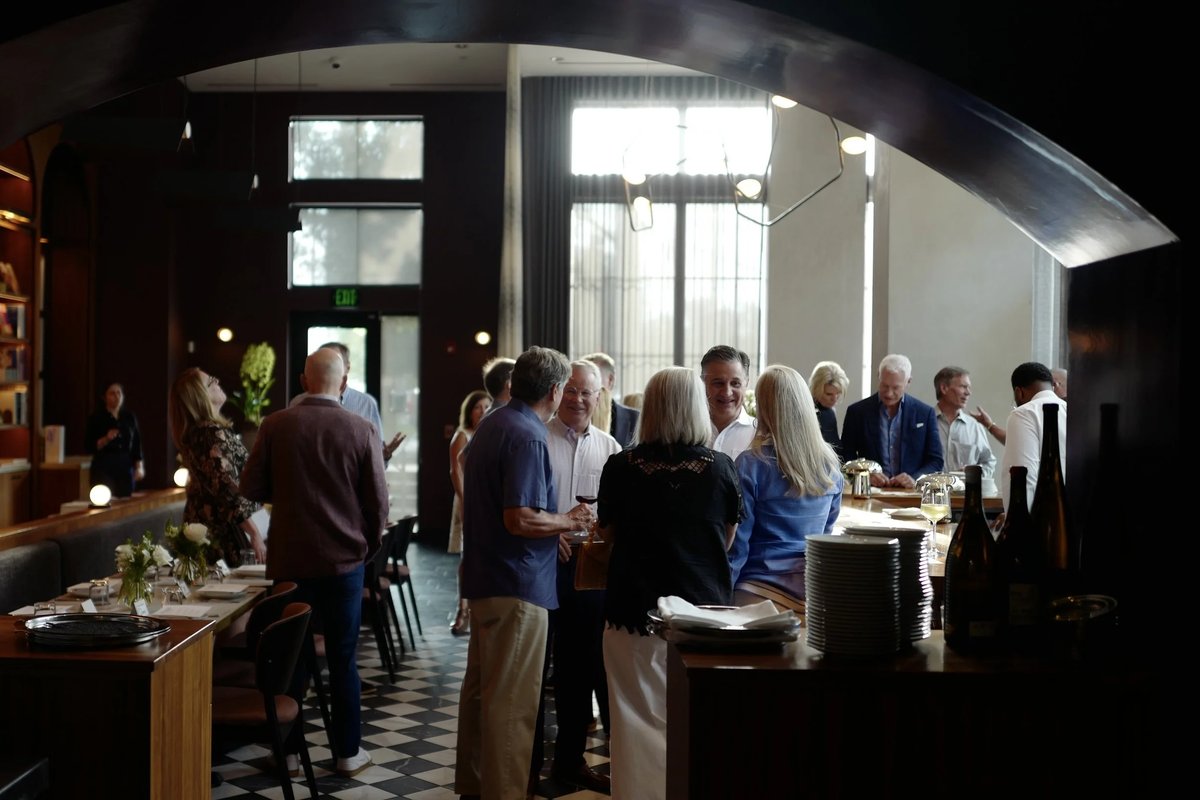 Lucian Books and Wine, a bar in Atlanta, USA — photo 2