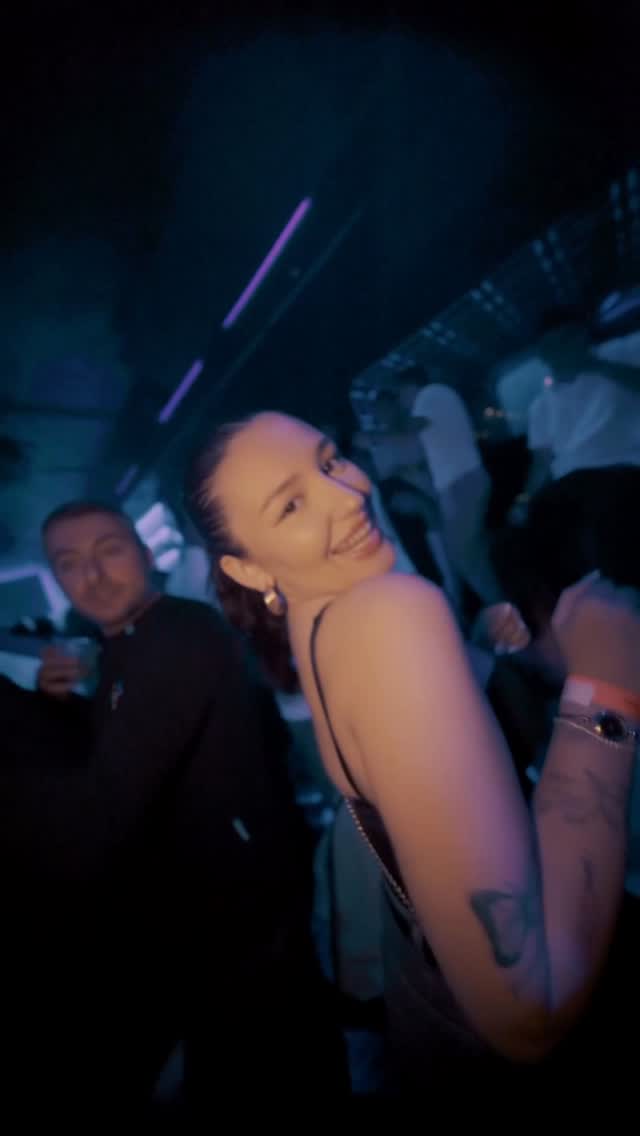 Video 2 from M1 Lounge