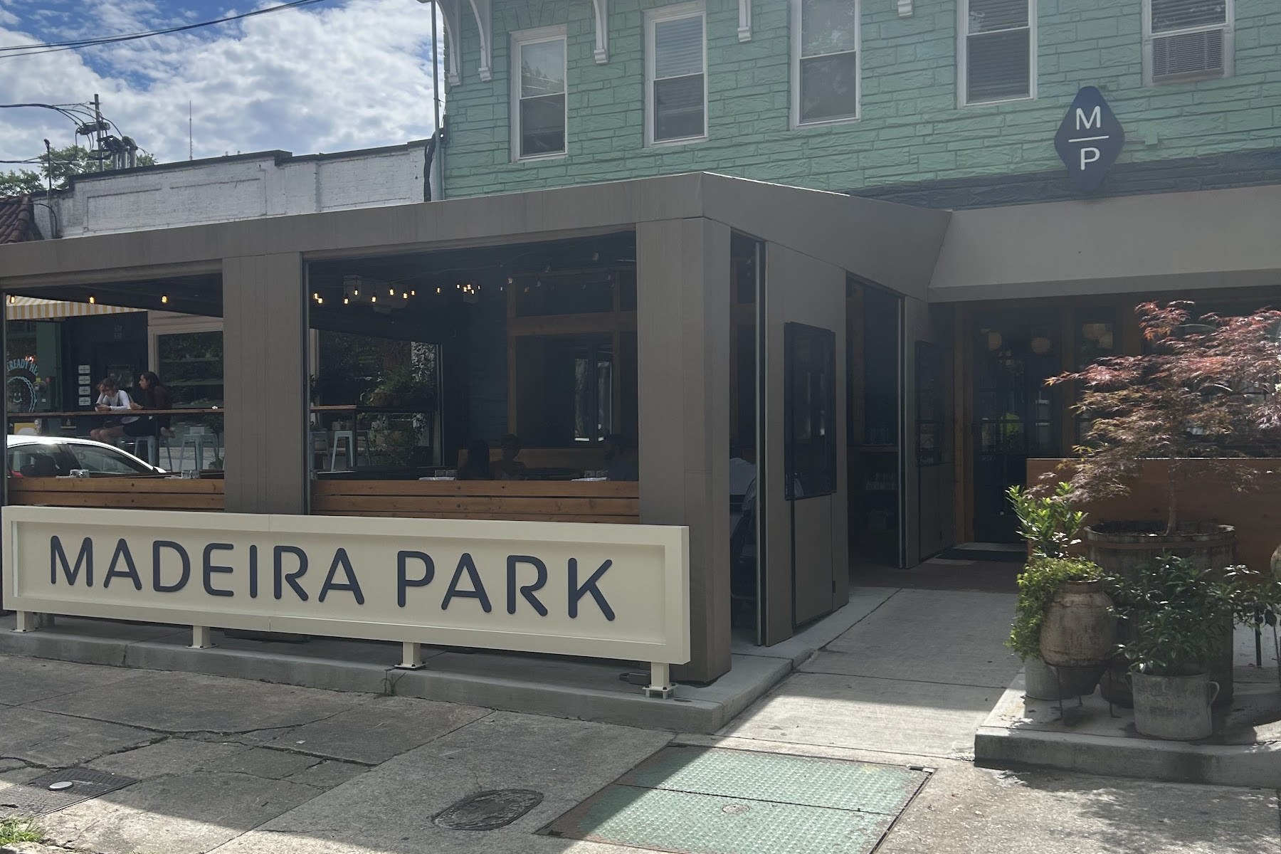 Madeira Park, a bar in Atlanta, USA — photo 3