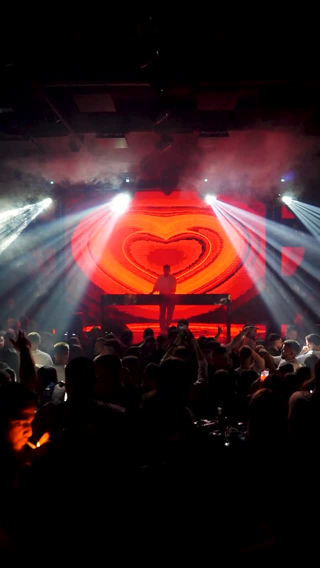 Video 4 from Magic Club