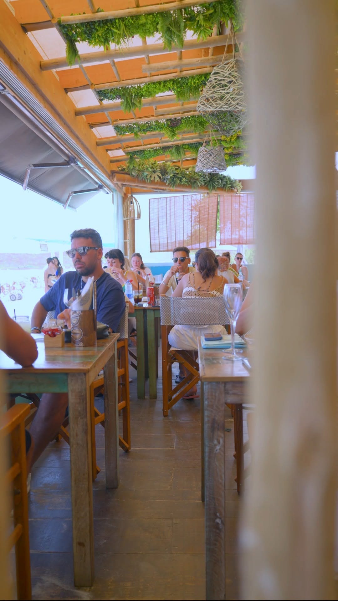 Video 4 from Mama Beach