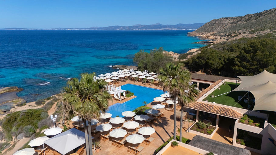Mhares Sea Club, a beach club in Mallorca, Spain