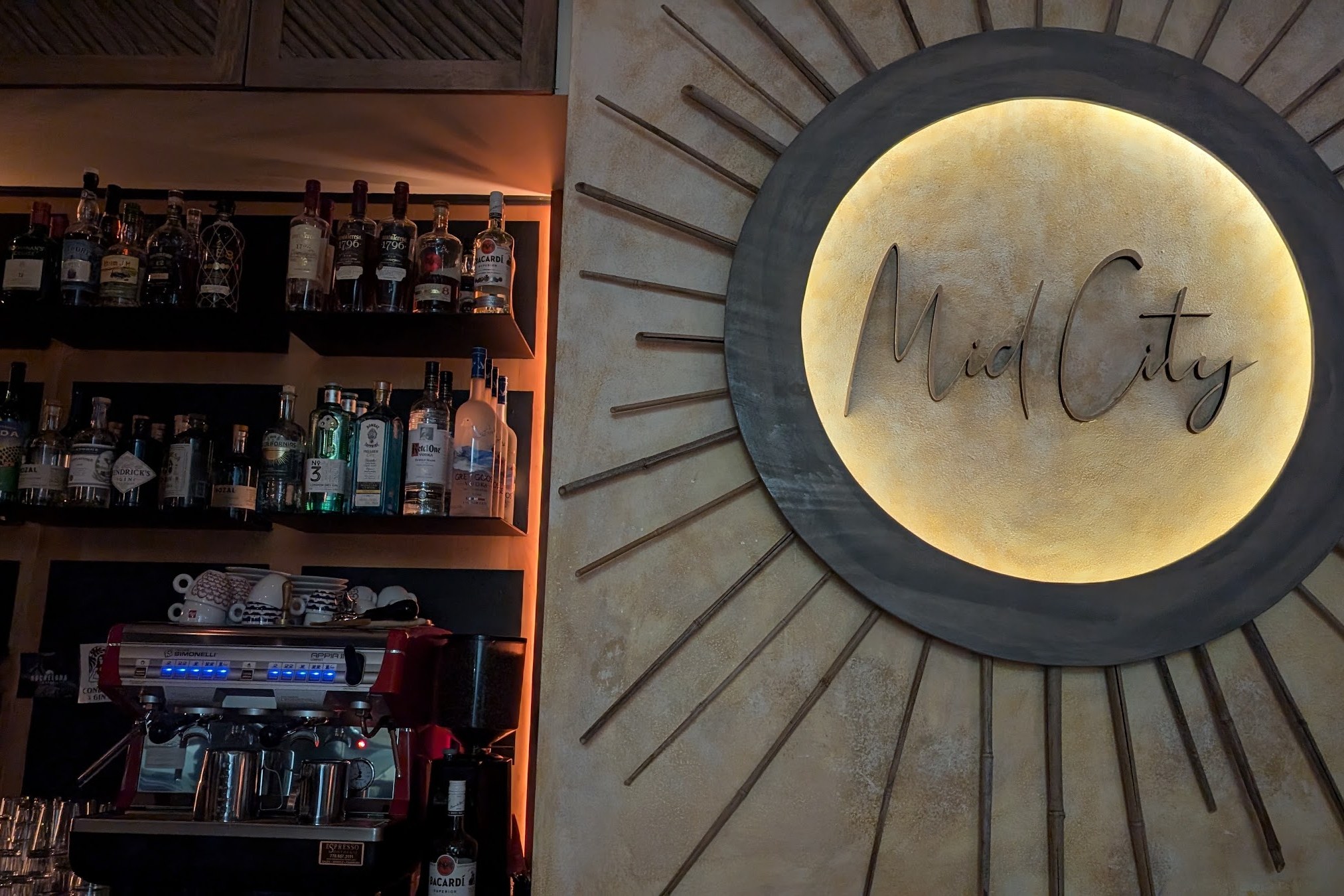 MidCity, a bar in Atlanta, USA — photo 3