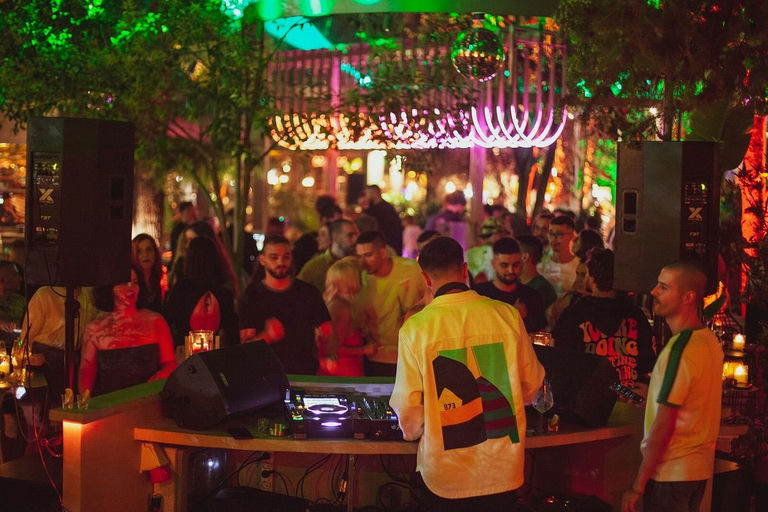 Millennium Garden Lounge, a lounge in Tiranë, Albania