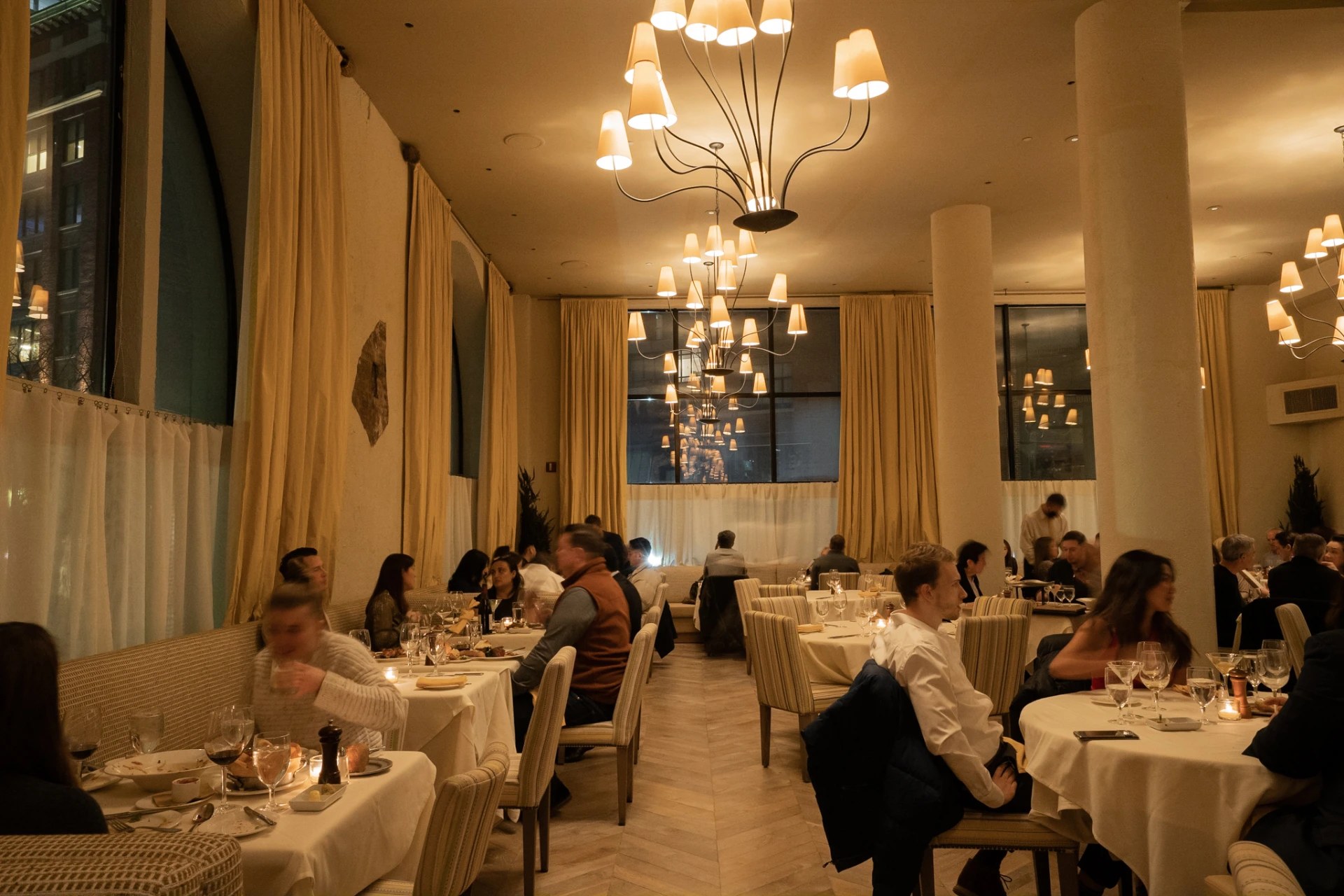 Mistral, a restaurant in Boston, USA — photo 2