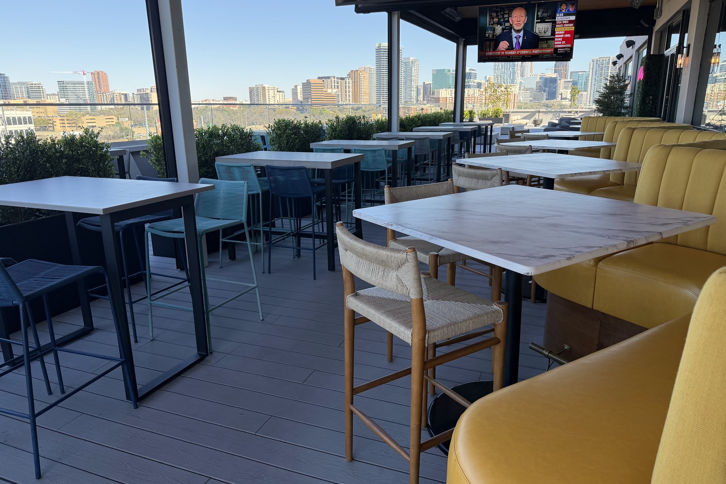 Monkey Bar on 9, a rooftop in Dallas, USA — photo 5