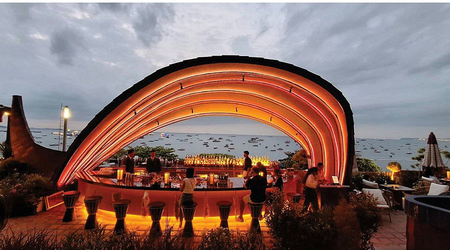 Moon Whale, a restaurant in Pattaya, Thailand