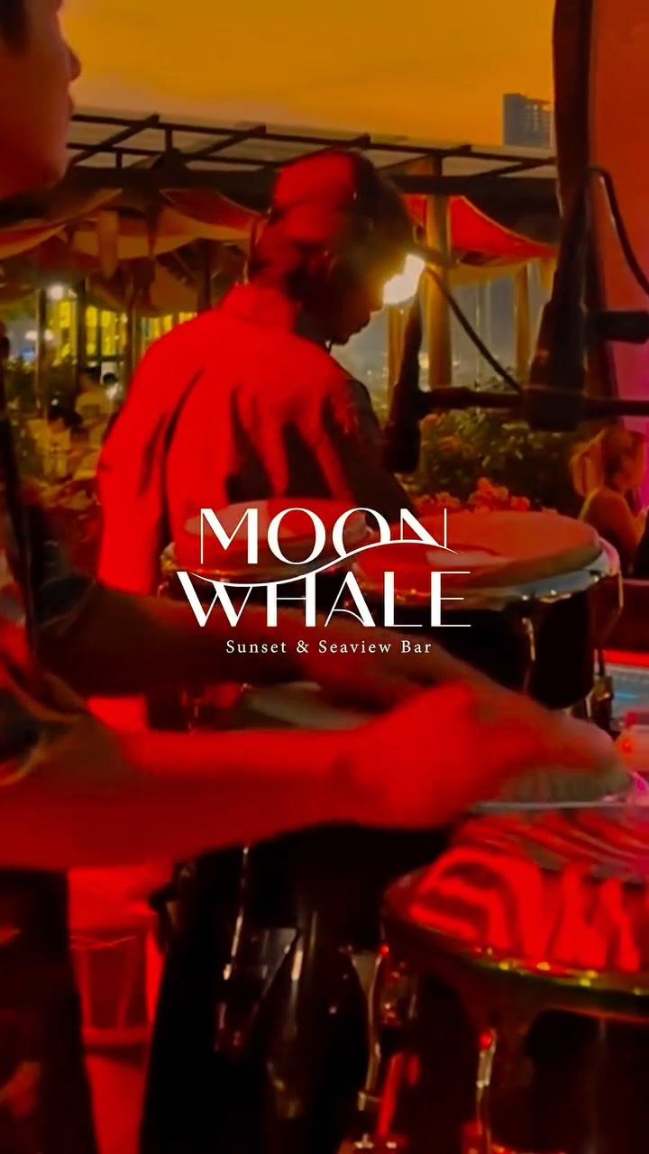Video 1 from Moon Whale