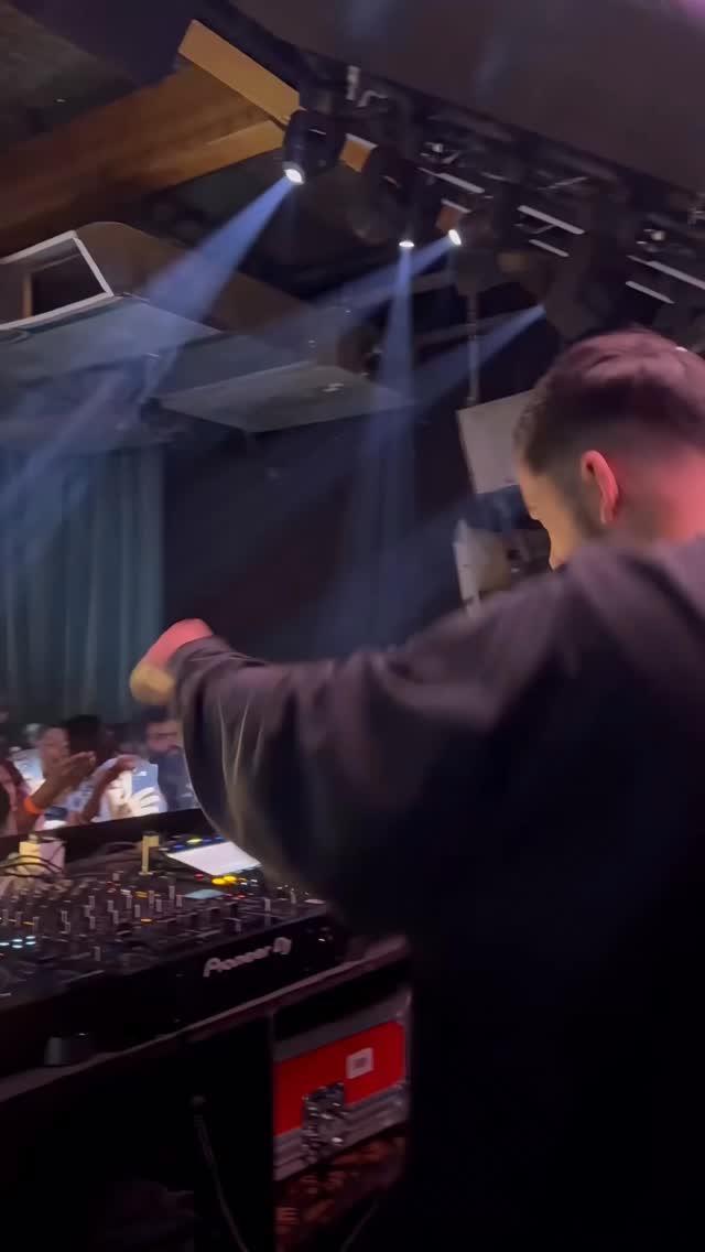 Video 5 from MUZE