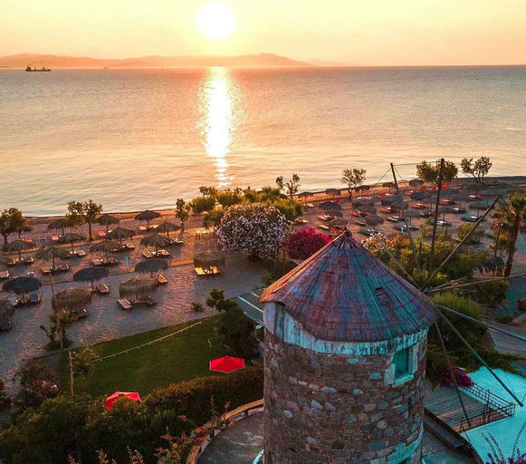 Mylos Beach Bar, a restaurant in Kos, Greece