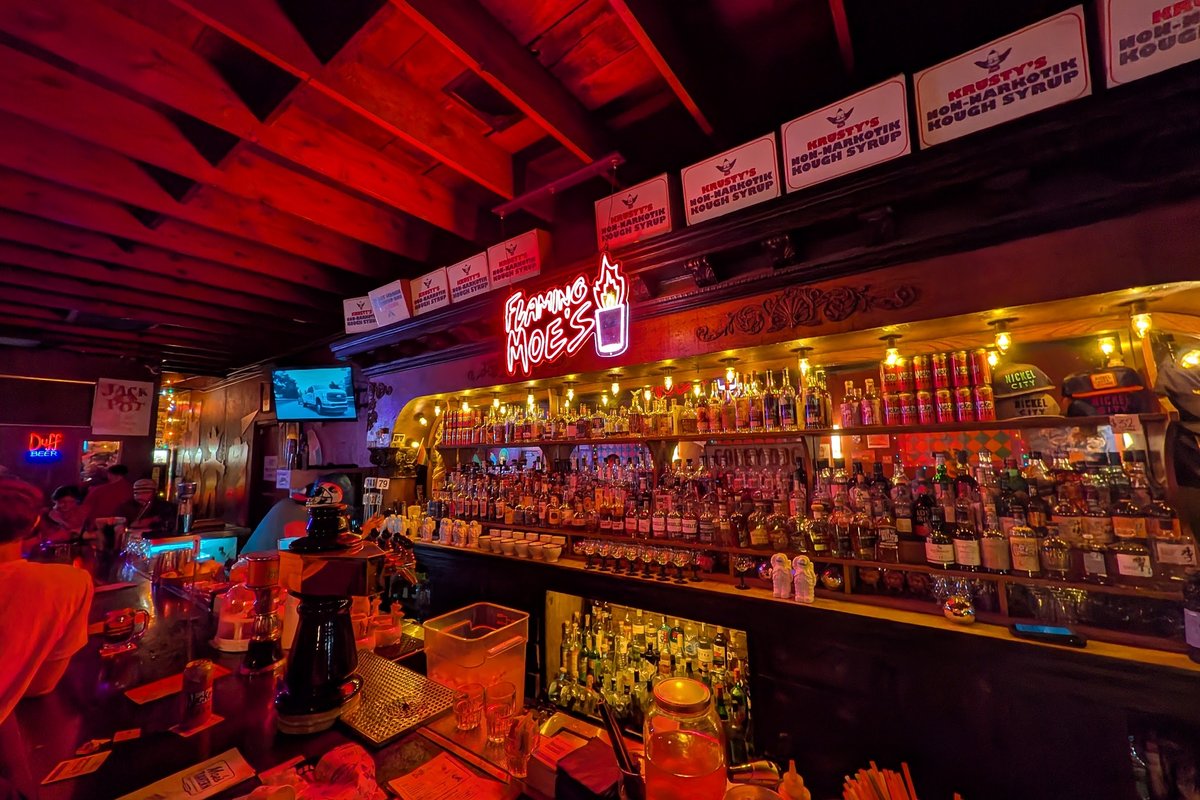 Nickel City, a bar in Austin, USA — photo 1
