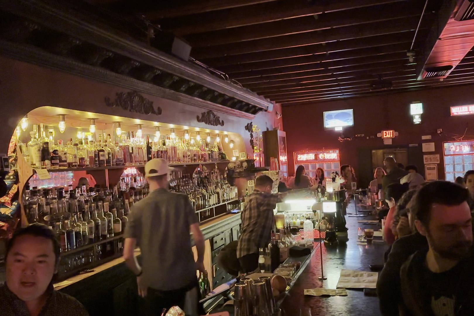Nickel City, a bar in Austin, USA — photo 4