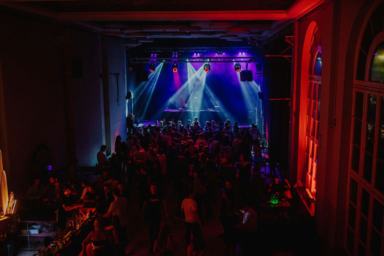 Niebo, a night club in Warsaw, Poland